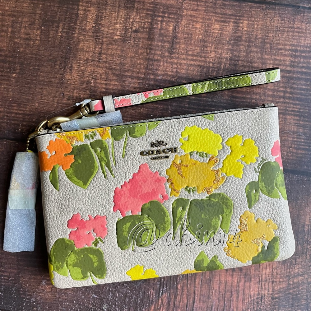 NWT Coach Leather Floral Print Wristlet